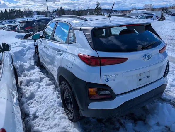 KM8K2CAA4LU500117 2020 HYUNDAI KONA - Image 2