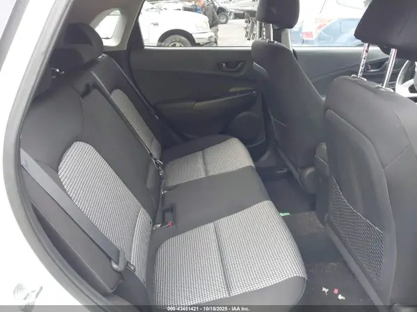 KM8K2CAA4LU586996 2020 HYUNDAI KONA - Image 8