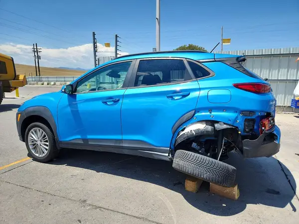KM8K2CAA4MU626950 2021 HYUNDAI KONA - Image 2