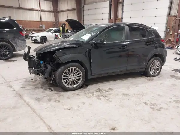 KM8K2CAA4MU677901 2021 HYUNDAI KONA - Image 2