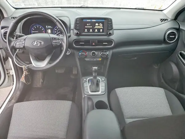 KM8K2CAA4MU729057 2021 HYUNDAI KONA - Image 8