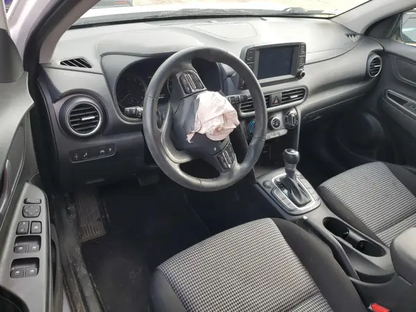 KM8K2CAA4MU741290 2021 HYUNDAI KONA - Image 8