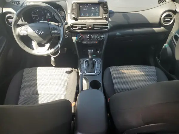 KM8K2CAA5JU078386 2018 HYUNDAI KONA - Image 8