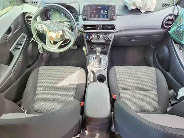 KM8K2CAA5JU080672 2018 HYUNDAI KONA - Image 8
