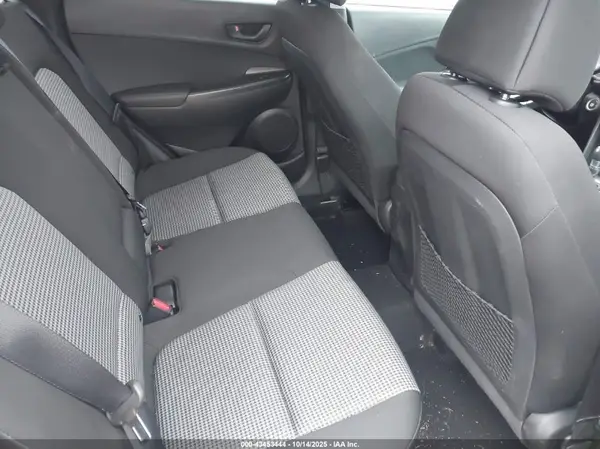 KM8K2CAA5JU105652 2018 HYUNDAI KONA - Image 8