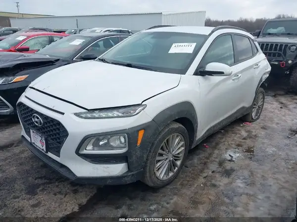 KM8K2CAA5JU132690 2018 HYUNDAI KONA - Image 2