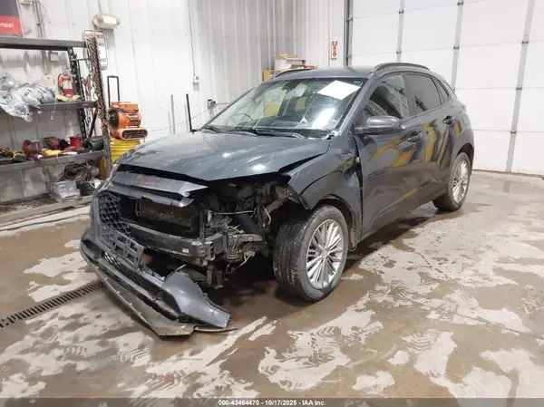 KM8K2CAA5JU169481 2018 HYUNDAI KONA - Image 2