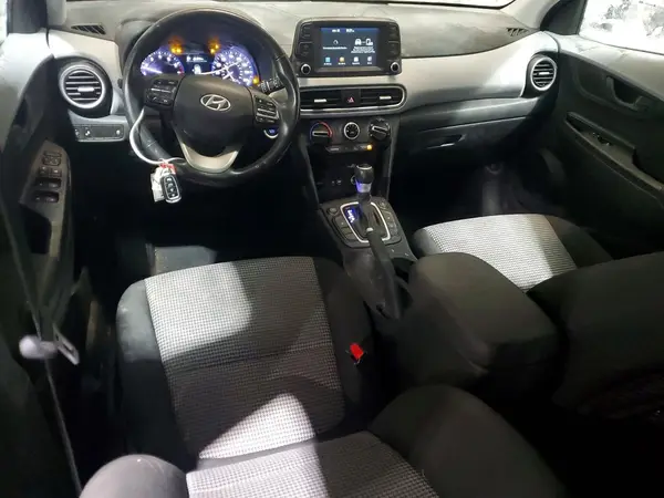 KM8K2CAA5JU182893 2018 HYUNDAI KONA - Image 8