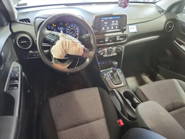 KM8K2CAA5KU198447 2019 HYUNDAI KONA - Image 8