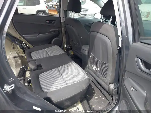 KM8K2CAA5KU352381 2019 HYUNDAI KONA - Image 8