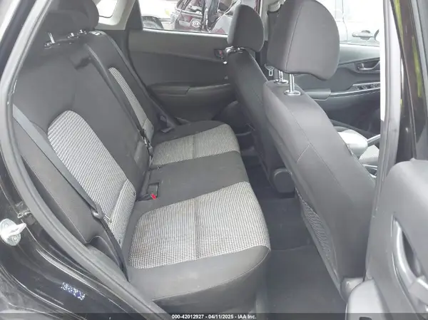KM8K2CAA5KU366944 2019 HYUNDAI KONA - Image 8