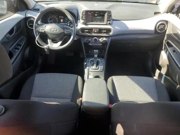 KM8K2CAA5MU718004 2021 HYUNDAI KONA - Image 8