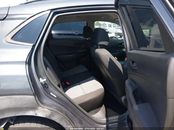 KM8K2CAA5MU735577 2021 HYUNDAI KONA - Image 8