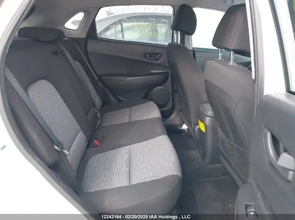KM8K2CAA5MU750676 2021 HYUNDAI KONA - Image 8