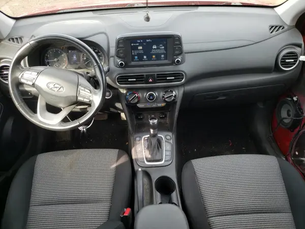 KM8K2CAA6JU147246 2018 HYUNDAI KONA - Image 8