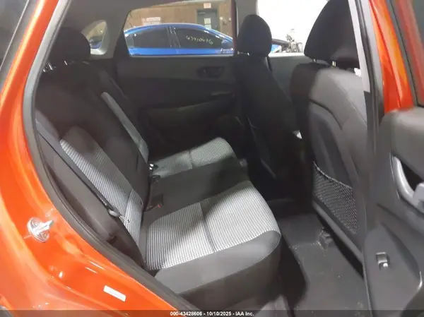 KM8K2CAA6KU229494 2019 HYUNDAI KONA - Image 8