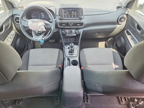 KM8K2CAA6KU235280 2019 HYUNDAI KONA - Image 8