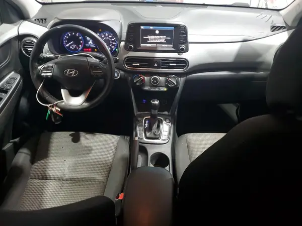 KM8K2CAA6KU337694 2019 HYUNDAI KONA - Image 8