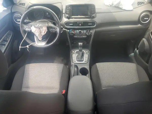KM8K2CAA6KU375104 2019 HYUNDAI KONA - Image 8