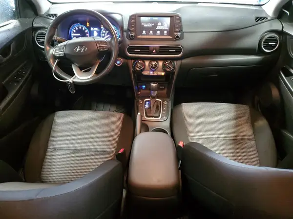 KM8K2CAA6LU559945 2020 HYUNDAI KONA - Image 8