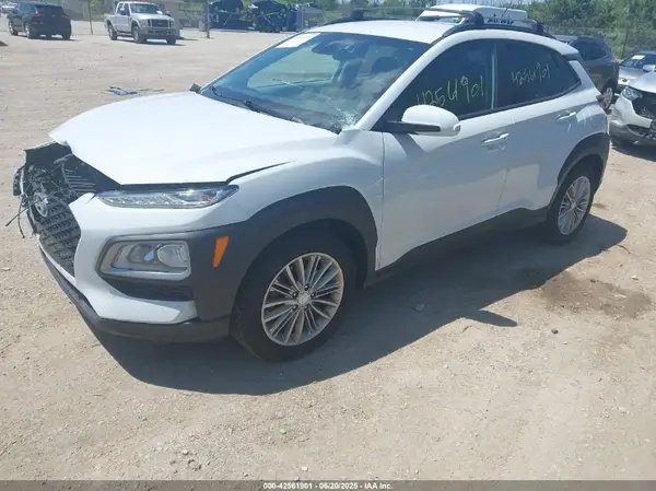 KM8K2CAA6MU602407 2021 HYUNDAI KONA - Image 2
