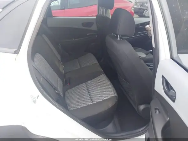 KM8K2CAA6MU604982 2021 HYUNDAI KONA - Image 8