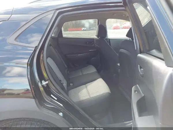 KM8K2CAA6MU607364 2021 HYUNDAI KONA - Image 8
