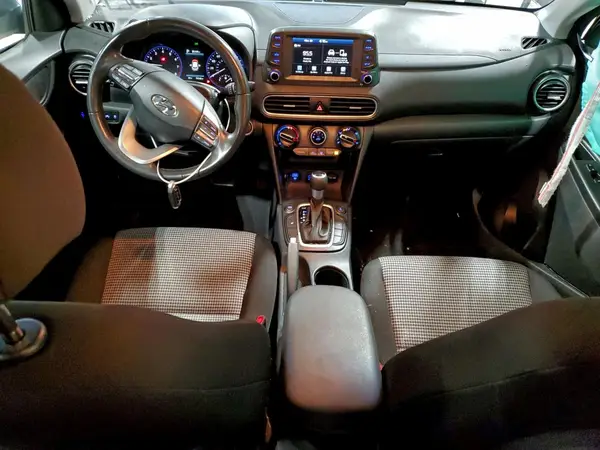 KM8K2CAA6MU684946 2021 HYUNDAI KONA - Image 8