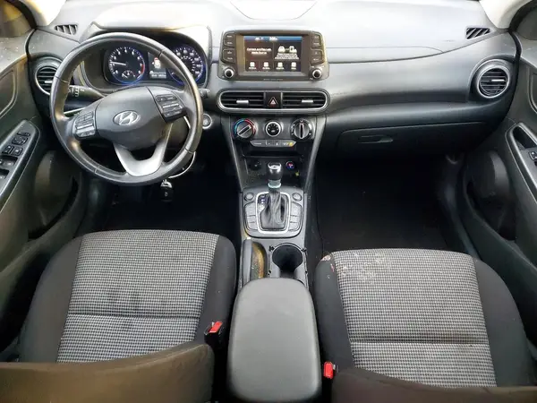KM8K2CAA6MU737838 2021 HYUNDAI KONA - Image 8