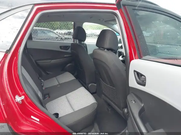 KM8K2CAA6MU746037 2021 HYUNDAI KONA - Image 8