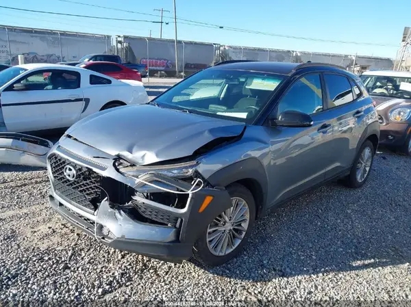 KM8K2CAA7JU120606 2018 HYUNDAI KONA - Image 2