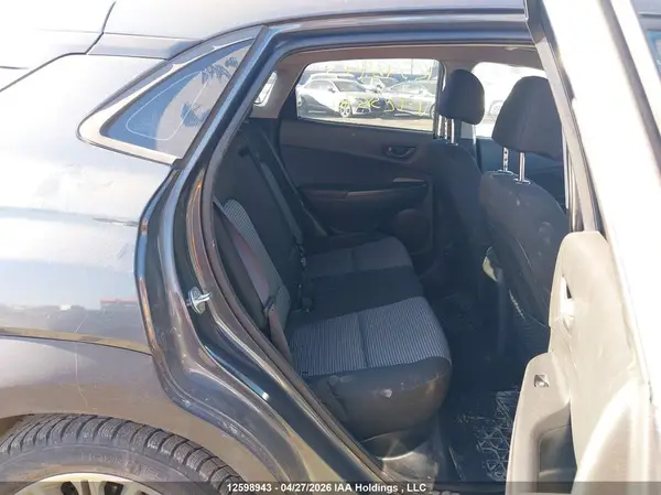 KM8K2CAA7JU123876 2018 HYUNDAI KONA - Image 8