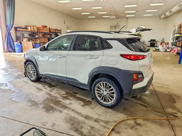 KM8K2CAA7KU333783 2019 HYUNDAI KONA - Image 2