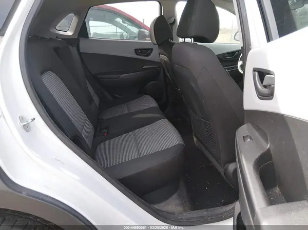 KM8K2CAA7KU334853 2019 HYUNDAI KONA - Image 8