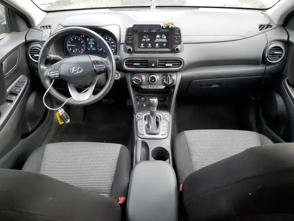 KM8K2CAA7LU564829 2020 HYUNDAI KONA - Image 8