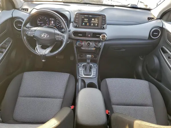 KM8K2CAA7LU586930 2020 HYUNDAI KONA - Image 8