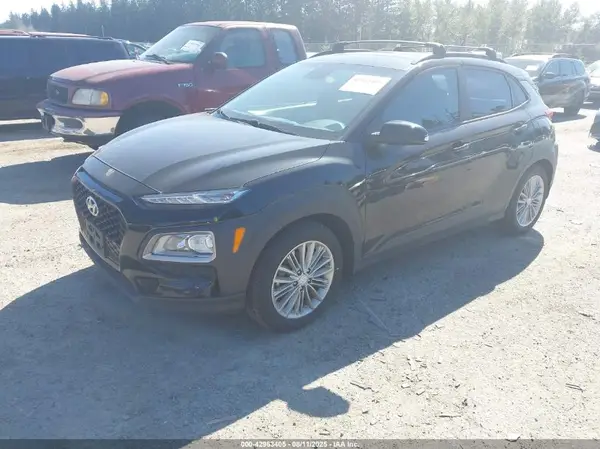 KM8K2CAA7MU602514 2021 HYUNDAI KONA - Image 2