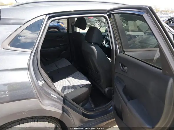 KM8K2CAA7MU725598 2021 HYUNDAI KONA - Image 8