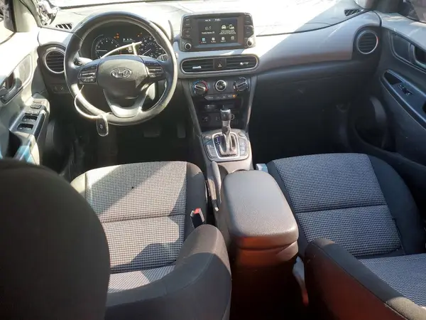 KM8K2CAA7MU747763 2021 HYUNDAI KONA - Image 8