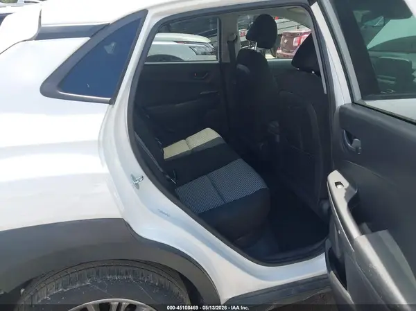 KM8K2CAA7MU754602 2021 HYUNDAI KONA - Image 8
