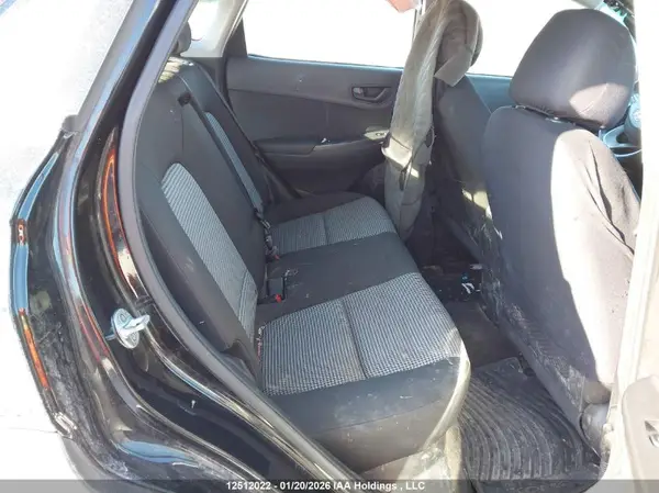 KM8K2CAA8JU158541 2018 HYUNDAI KONA - Image 8