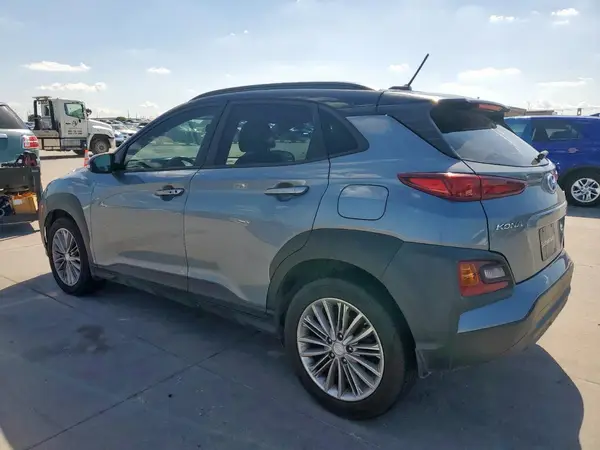 KM8K2CAA8JU188588 2018 HYUNDAI KONA - Image 2