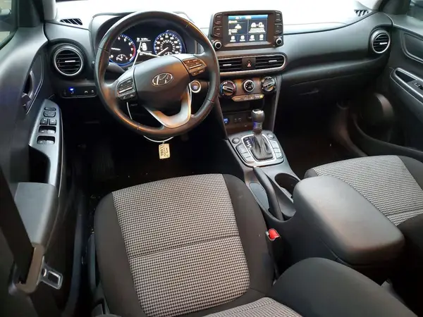KM8K2CAA8KU193517 2019 HYUNDAI KONA - Image 8