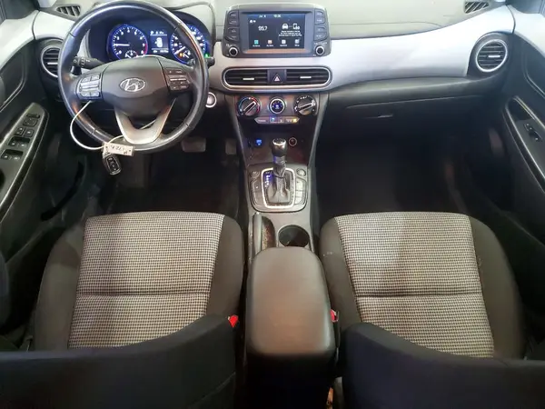 KM8K2CAA8KU239413 2019 HYUNDAI KONA - Image 8