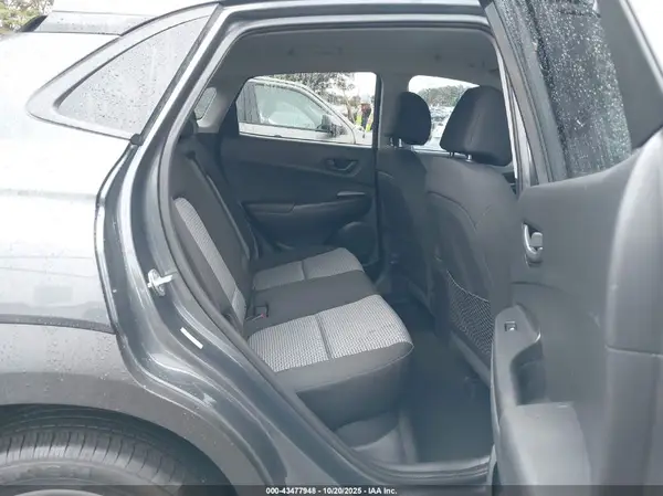 KM8K2CAA8KU360202 2019 HYUNDAI KONA - Image 8