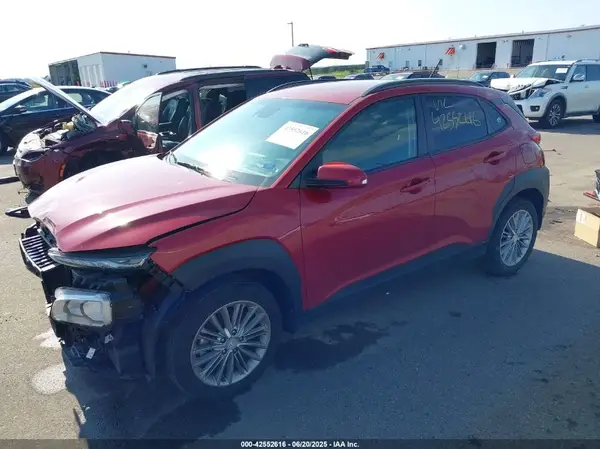 KM8K2CAA8LU397963 2020 HYUNDAI KONA - Image 2