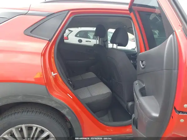 KM8K2CAA8LU506681 2020 HYUNDAI KONA - Image 8