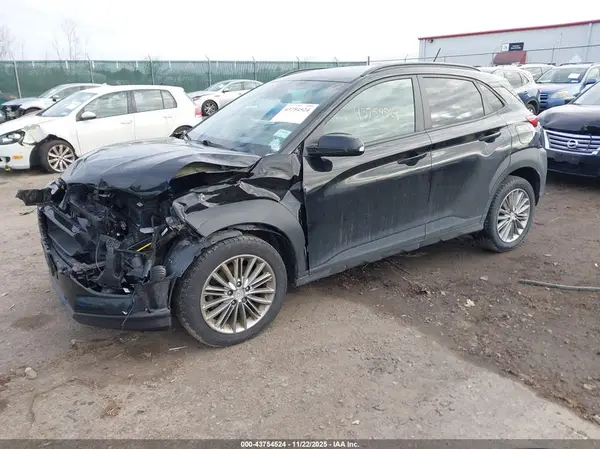 KM8K2CAA8LU527594 2020 HYUNDAI KONA - Image 2