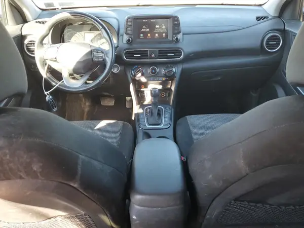 KM8K2CAA8LU553824 2020 HYUNDAI KONA - Image 8
