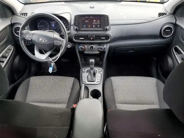 KM8K2CAA8LU572695 2020 HYUNDAI KONA - Image 8